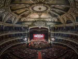 Bruno Pernadas, Filipe Sambado e Capitão Fausto atuam no Theatro Circo