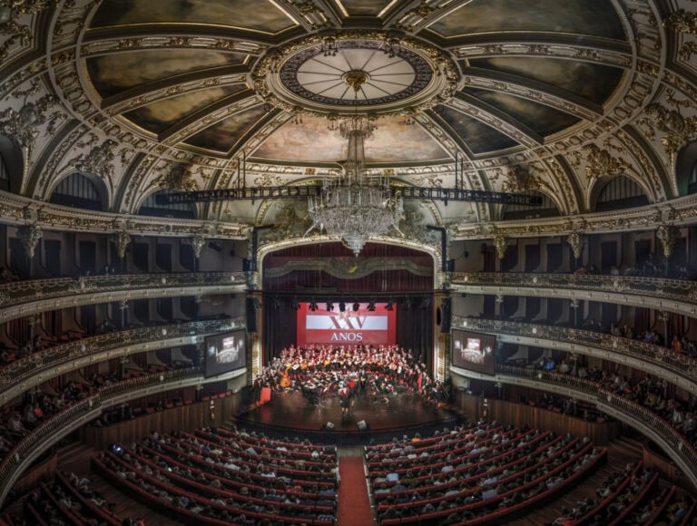 Bruno Pernadas, Filipe Sambado e Capitão Fausto atuam no Theatro Circo