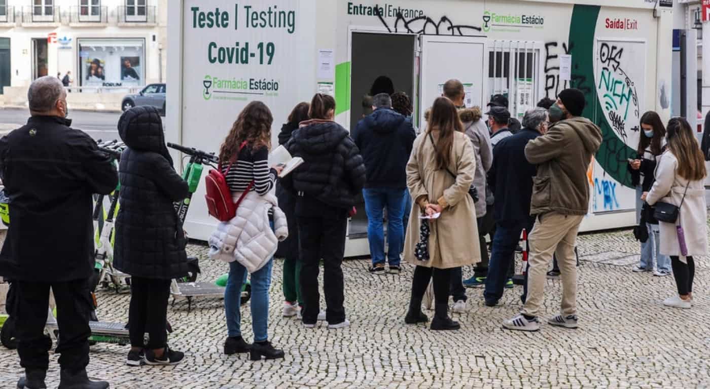 Portugal regista novo máximo diário com 26.867 novos casos&nbsp;