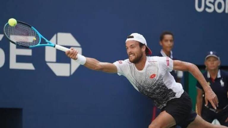 João Sousa perde na qualificação para o torneio de Melbourne