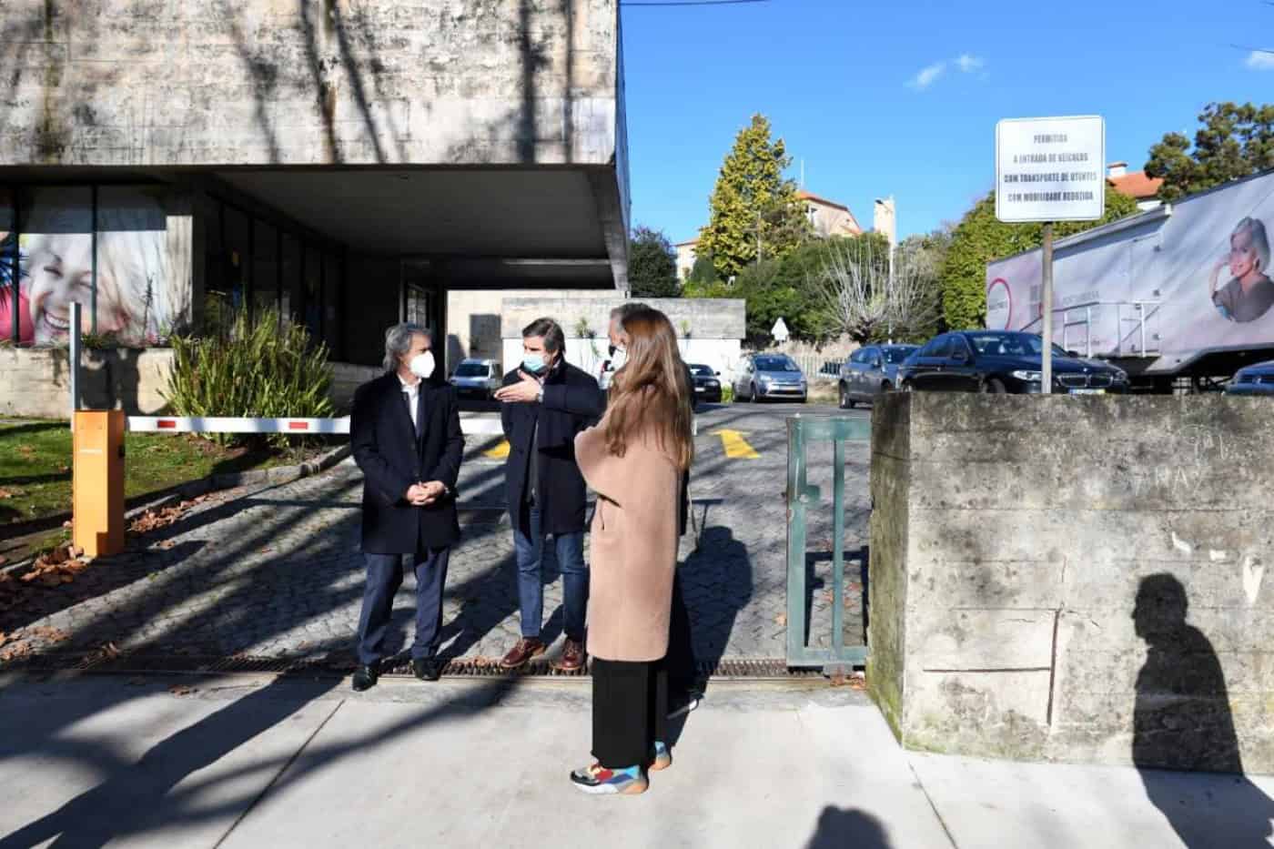 Utentes com mobilidade reduzida têm transporte para Centro de Saúde de Famalicão