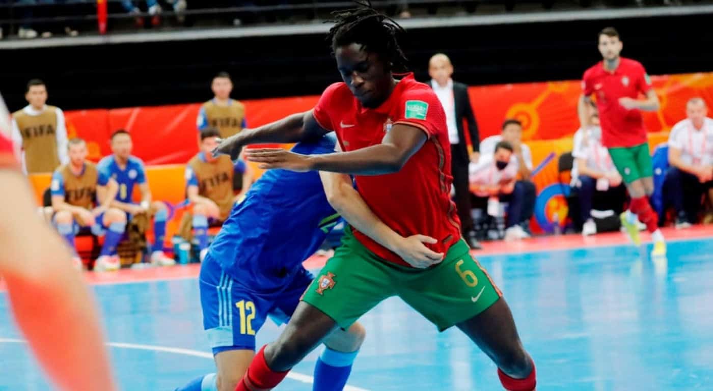 Portugal entrou a vencer no Europeu de Futsal