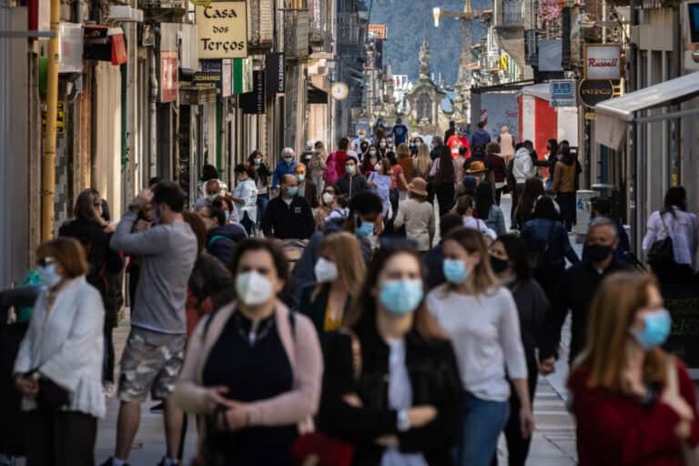 CMB e P5 oferecem linha alternativa ao SNS24 a todos os bracarenses