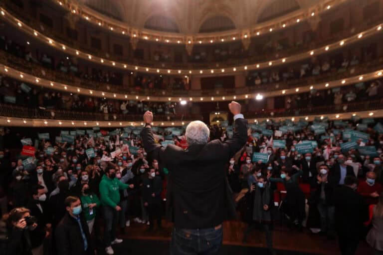 "As eleições só estão ganhas no dia 30. Ganham-se com o voto posto na urna"&nbsp; &nbsp;