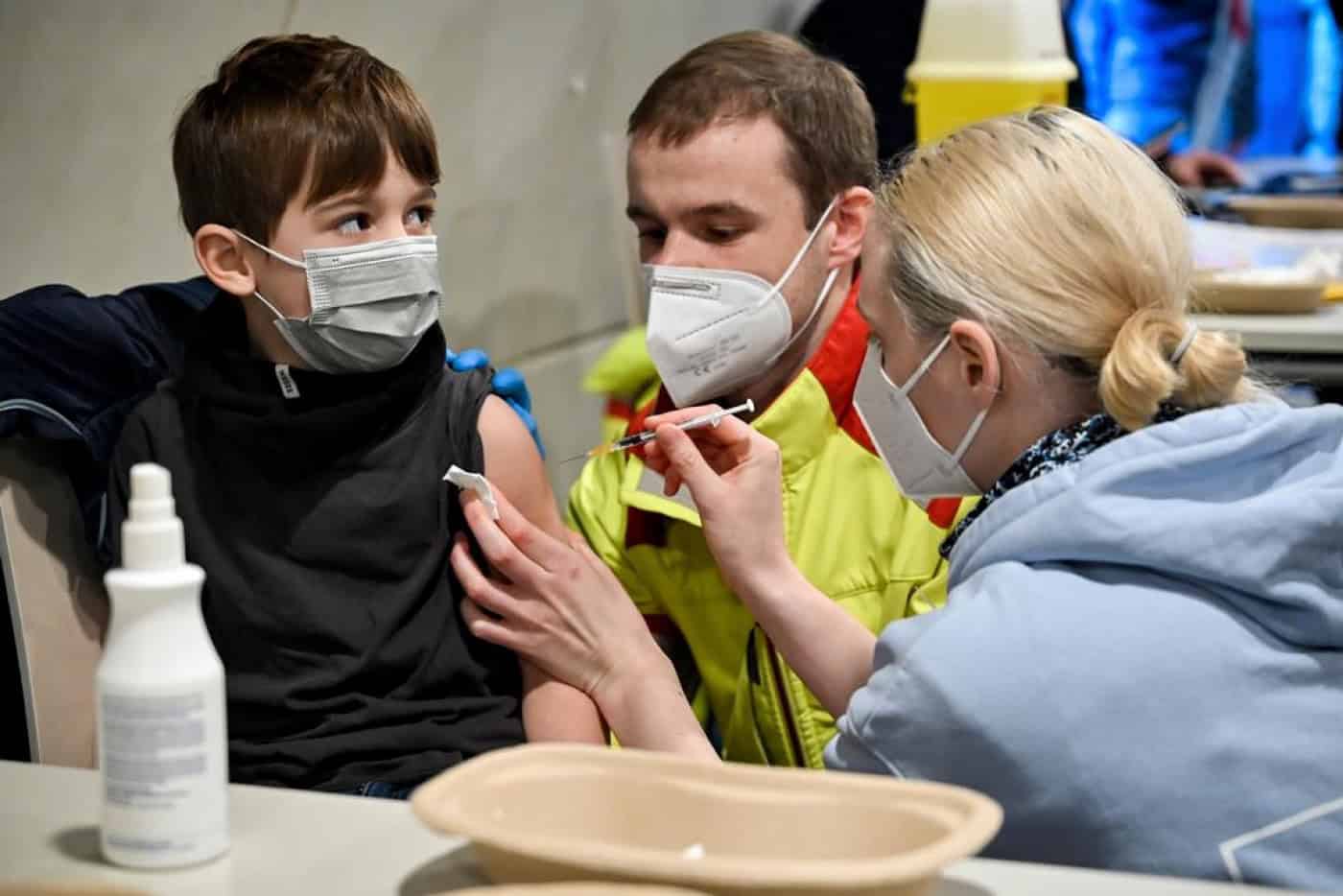 Miocardite por infeção é 60 vezes mais frequente do que após vacina