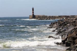 Dragagens no porto de Esposende iniciaram esta quarta-feira