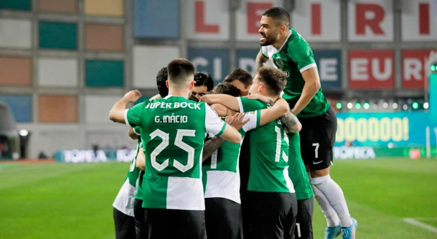 Leões vs Águias na final da Taça da Liga