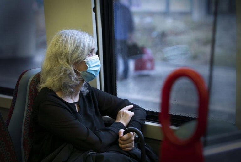 Novo máximo.&nbsp;Mais 65.706 infeções e 41 óbitos por covid-19