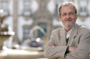 Paulo Sousa considera que diminuição da abstenção é "um sinal positivo para o país"