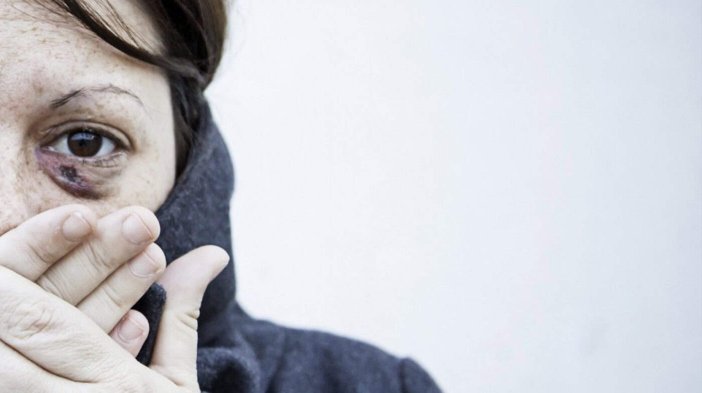 Mais de metade dos universitários já sofreu violência no namoro