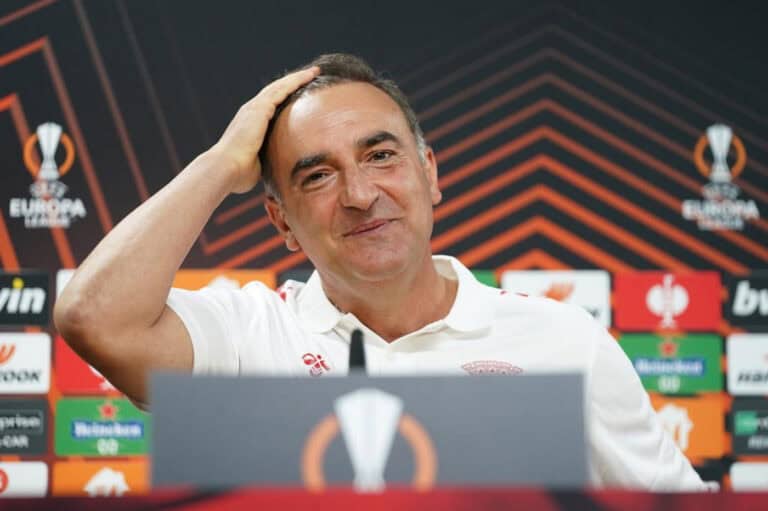 Carlos Carvalhal quer vencer na Moldávia e decidir eliminatória em Braga
