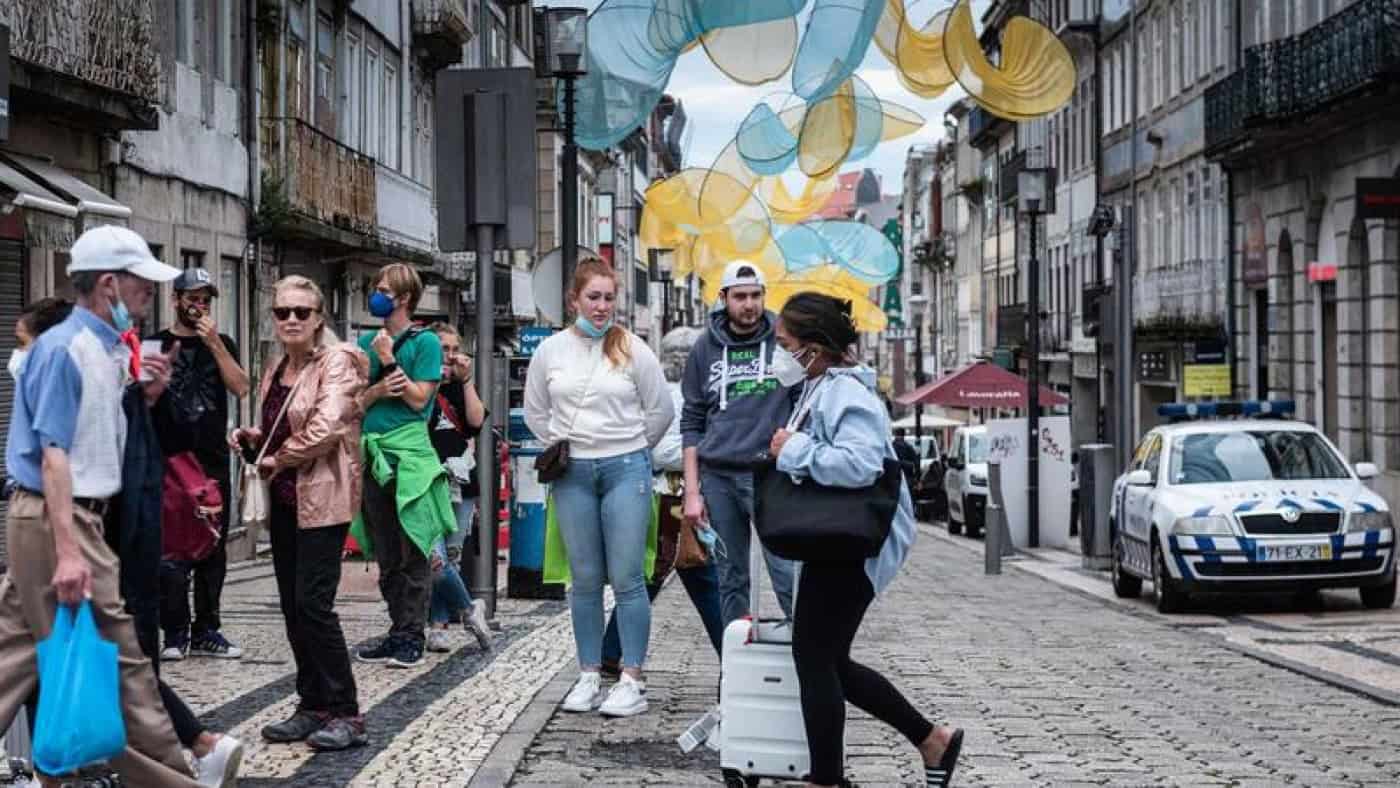 Portugal conta com menos internados por covid-19