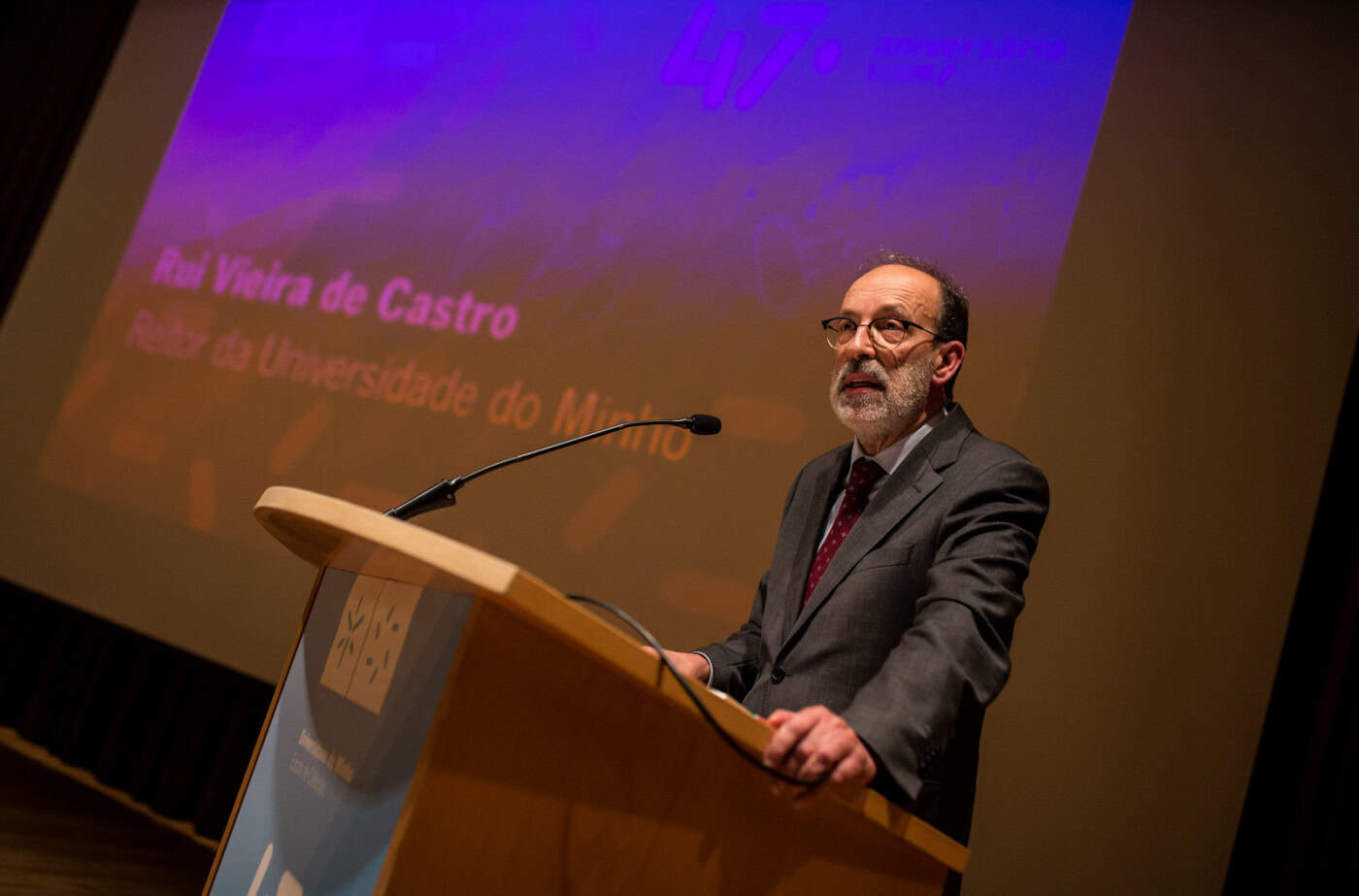 25% dos estudantes das pós-graduações terão uma bolsa equivalente à propina