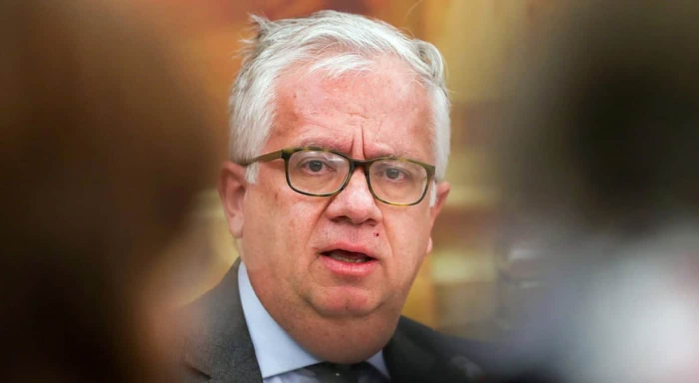 Comissão da Transparência aprova levantamento da imunidade parlamentar de Eduardo Cabrita