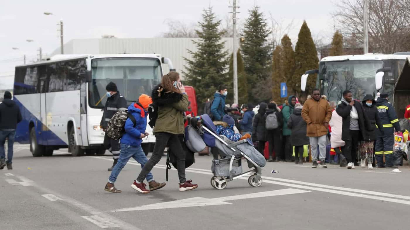 Mais de 660.000 pessoas fugiram para países vizinhos nos últimos seis dias