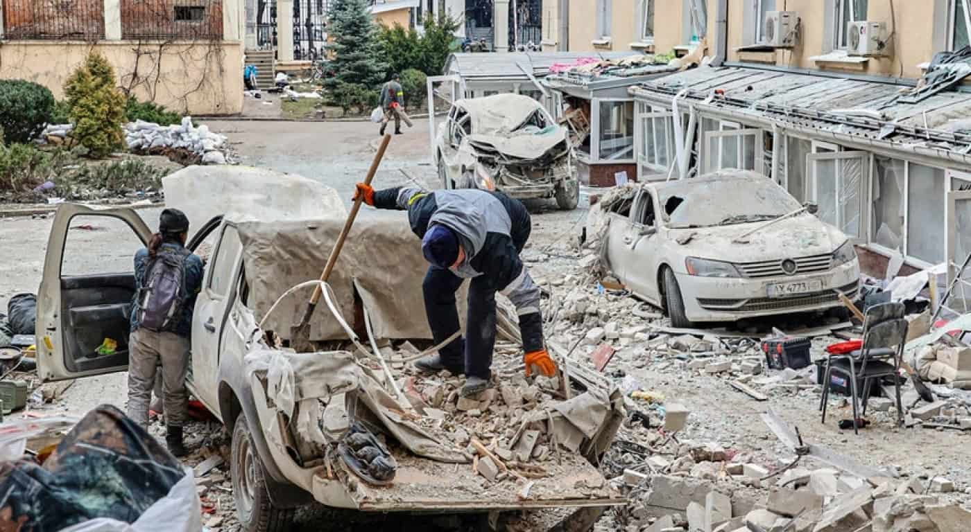 Autoridades de Kiev denunciam morte de mais de dois mil civis