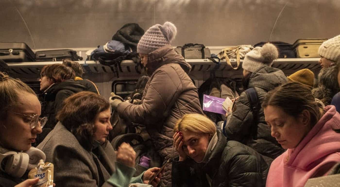 Número de refugiados oriundos da Ucrânia sobe para 1,2 milhões&nbsp;