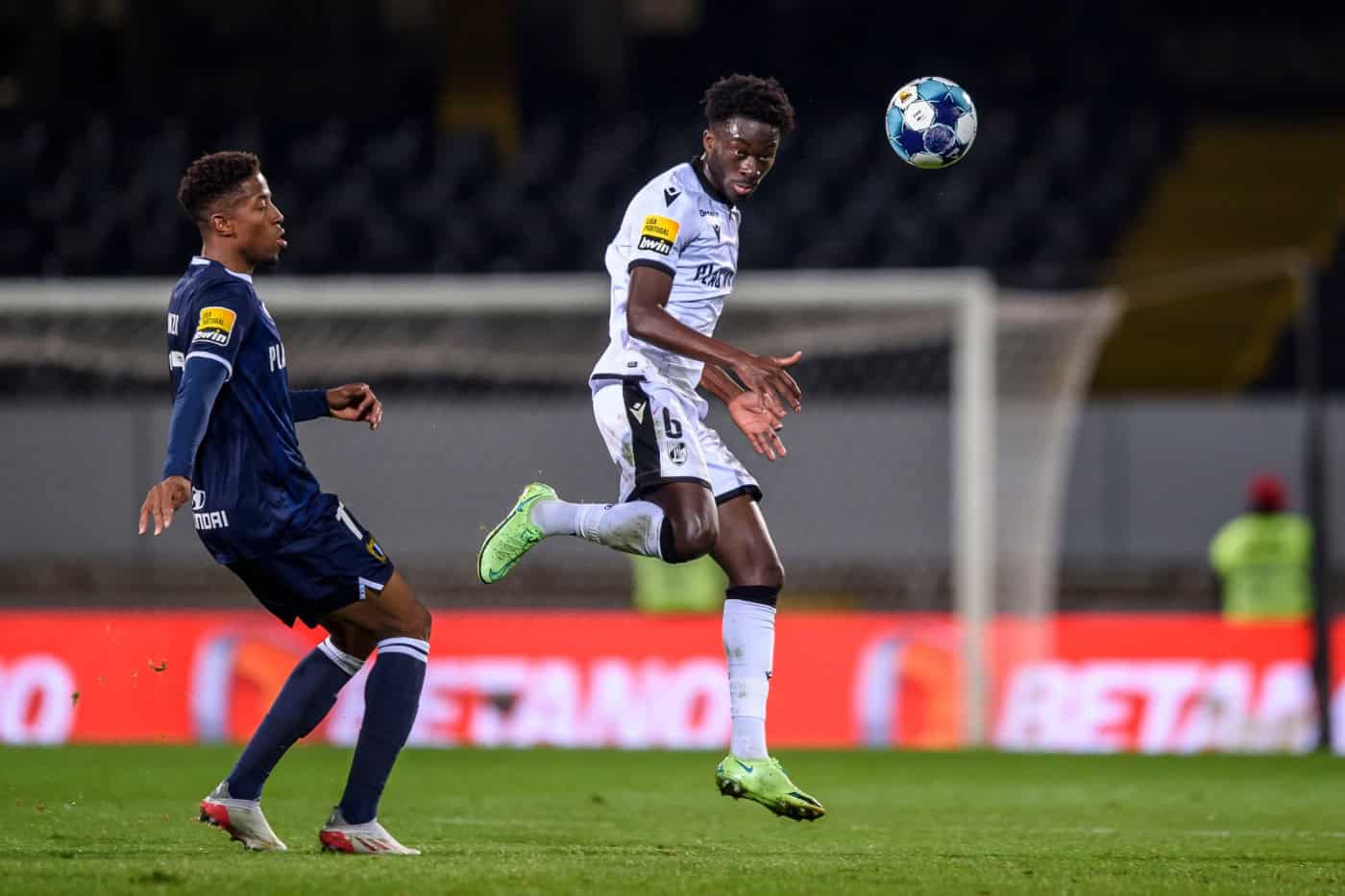 Vitória SC dá a volta ao Famalicão e isola-se no sexto lugar da I Liga