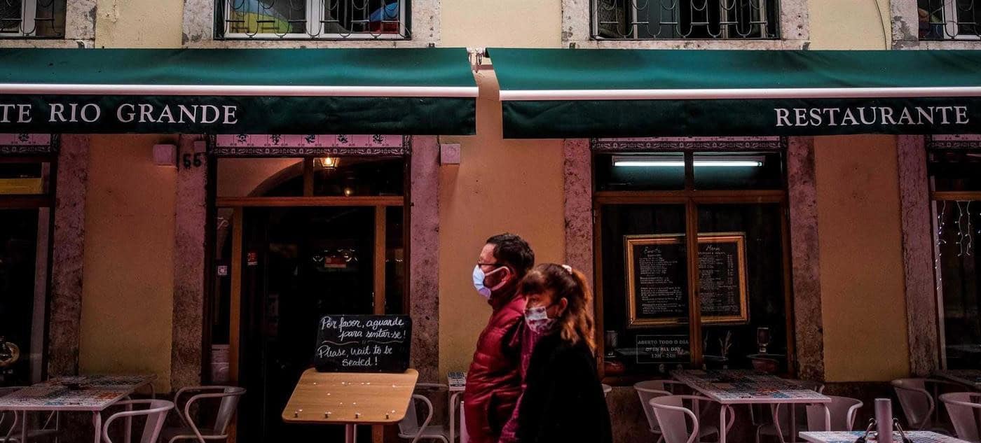 Portugal regista mais 18 mortes e 12.794 novos casos de Covid-19