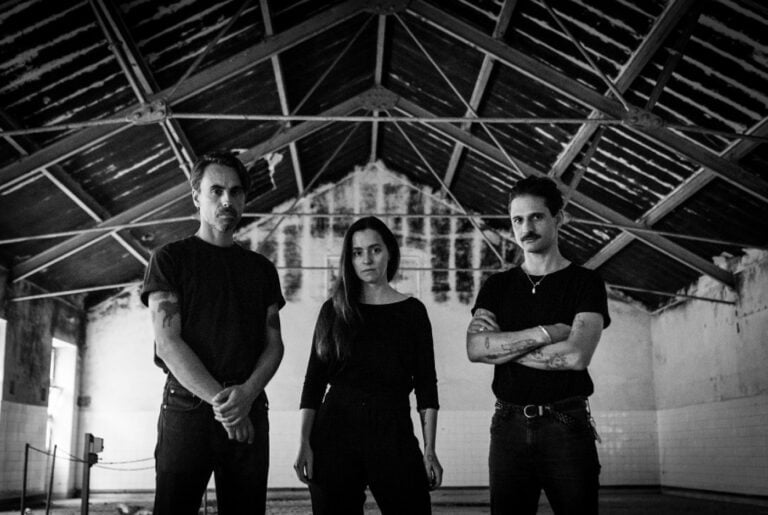 Linda Martini regressam ao Theatro Circo com 'ERRÔR'