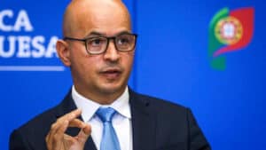 Apoio de 20 euros no Autovoucher vai manter-se em abril 