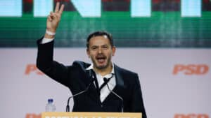 Luís Montenegro vai ser candidato à liderança do PSD 