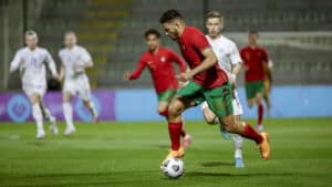 Rui Jorge faz apenas uma alteração no onze frente à Grécia