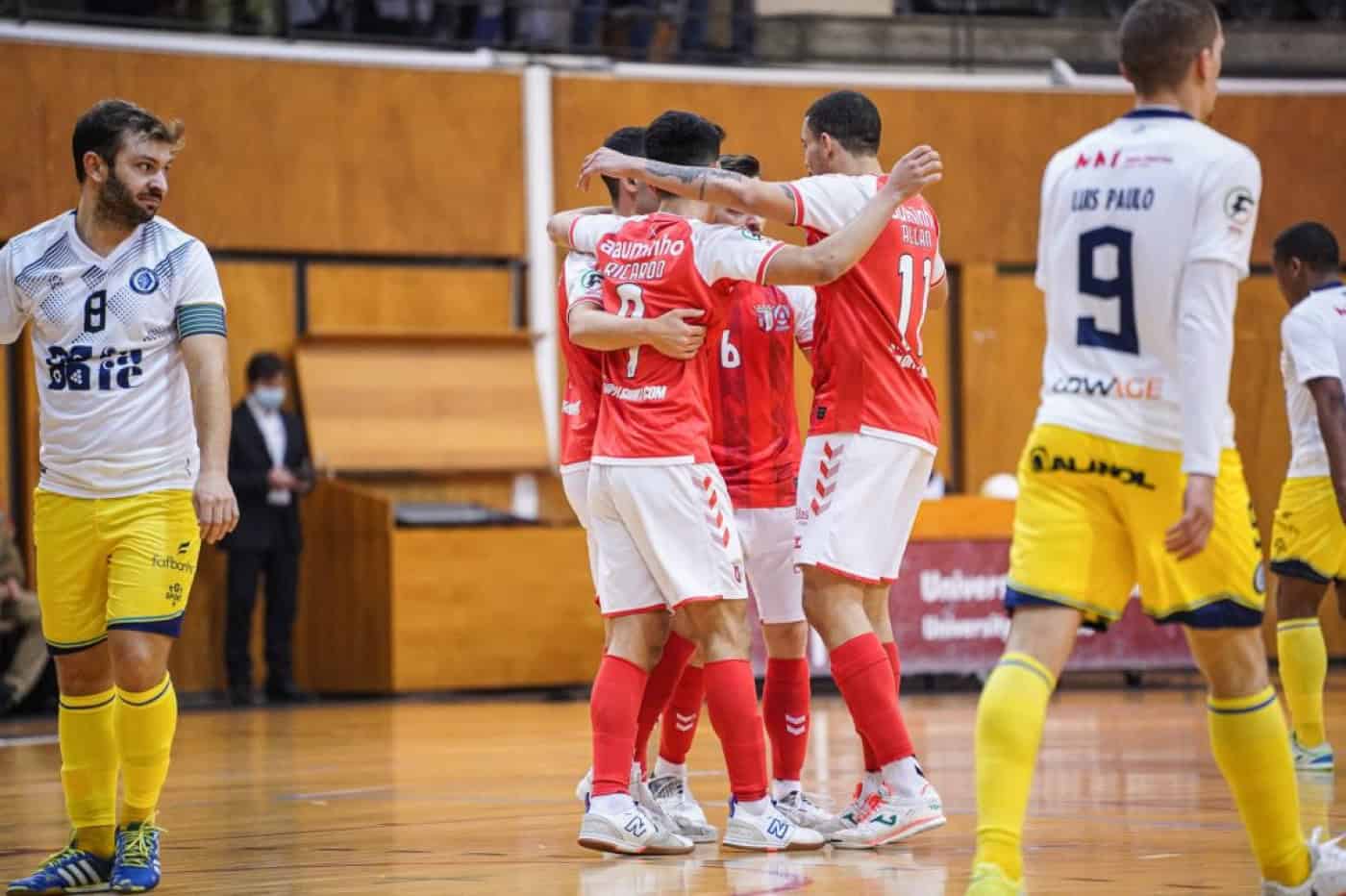 SC Braga/AAUM volta às vitórias na Liga Placard com vitória frente ao Futsal Azeméis