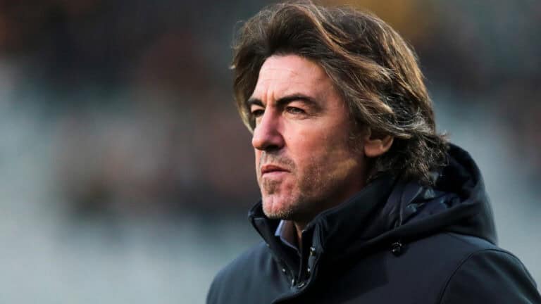 Sá Pinto assume sensação de revolta no balneário do lanterna-vermelha Moreirense