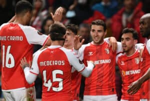 SC Braga bate Rangers e parte em vantagem para Glasgow
