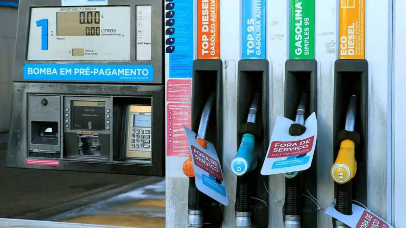 Gasóleo desce 7 cêntimos e gasolina 5 cêntimos esta segunda-feira