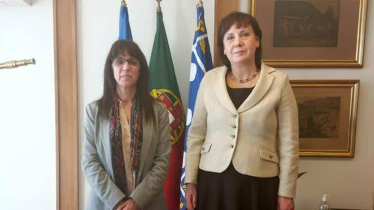 Portugal vai enviar "em breve" mais de 99 toneladas de material médico e militar