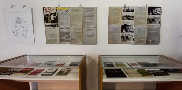 Pacheco Pereira faz visita guiada a exposição na Universidade do Minho