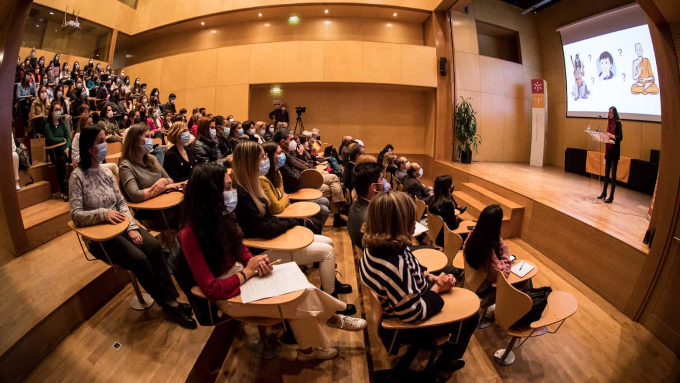 EPsi prepara-se para reformular doutoramentos e volta a pedir recursos humanos