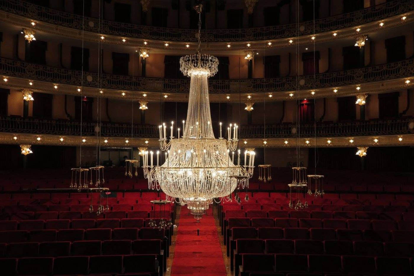 "É importante reconhecer o Theatro Circo como um espaço alternativo"