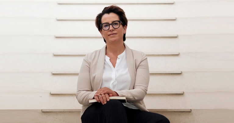 “A palavra alívio marcou a noite eleitoral francesa”