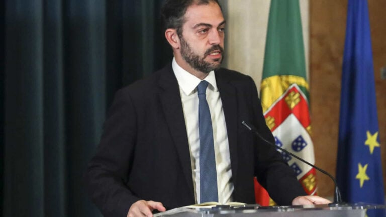 Portugal e Espanha chegam a acordo para fixar preço médio do gás nos 50 euros