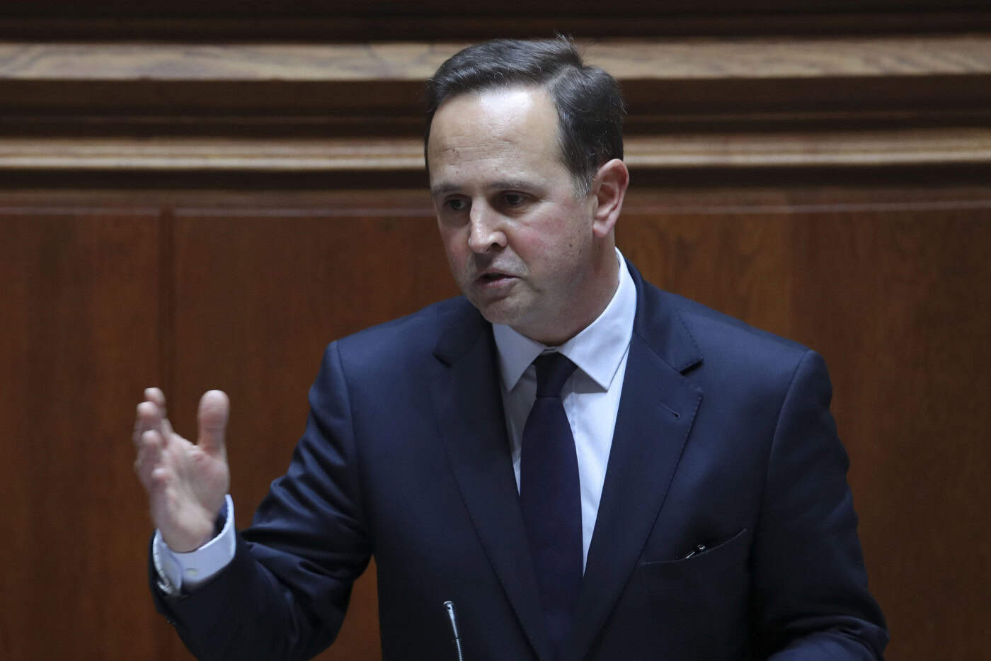 OE2022: Medina define como objetivo retirar Portugal dos países mais endividados