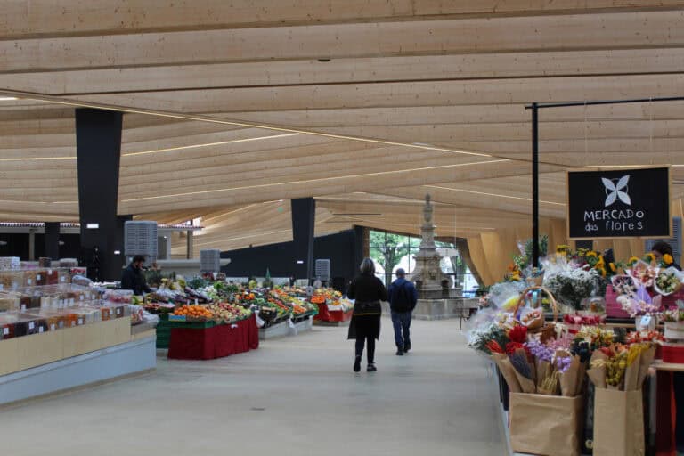 CMB pondera&nbsp;alargamento do horário do Mercado Municipal de Braga