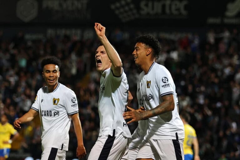 FC Famalicão assegura permanência na I Liga. Moreirense na zona de descida