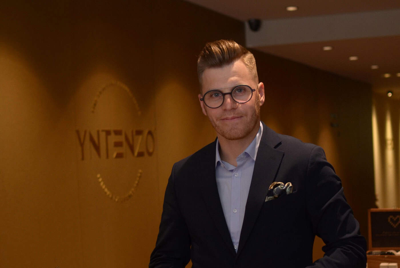 Daniel Vilaça sucede a Macedo Barbosa na presidência da AEB