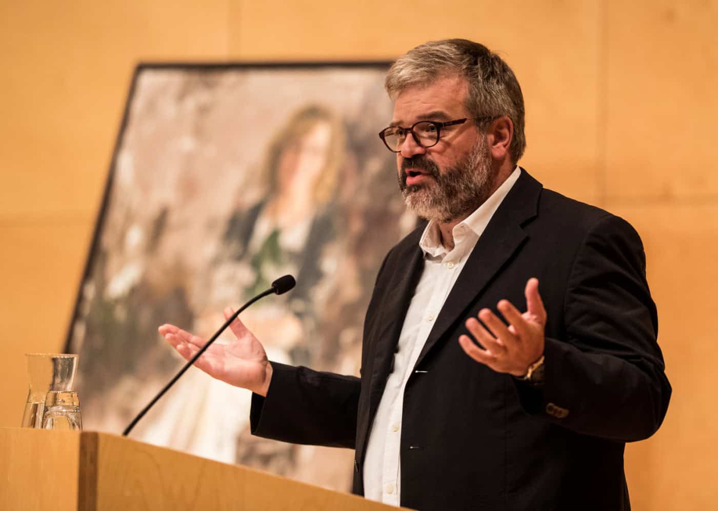 Nuno Sousa mantém-se na presidência até eleições marcadas para o final do mês