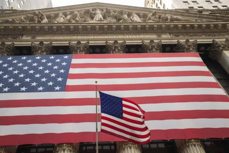 Senado dos EUA aprova 40 mil milhões de dólares de ajuda à Ucrânia