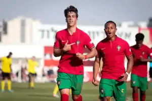 Portugal vence Suécia e está mais próximo dos 'quartos' do Europeu de sub-17 
