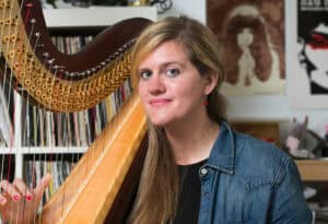 Mary Lattimore atua este sábado no Theatro Circo