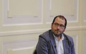 Ano letivo vai acabar com sete mil alunos sem, pelo menos, um professor&nbsp;