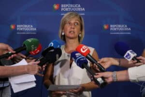 Ministra da Saúde anuncia "plano de contingência" nas urgências para os meses de verão&nbsp;