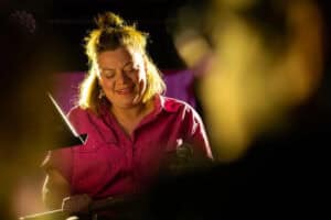 Capicua atua no Theatro Circo "com apenas o silêncio como pano de fundo"