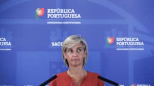 Sindicatos dos médicos rejeitam proposta mas governo avança com pagamento de 50 euros para horas extraordinárias 