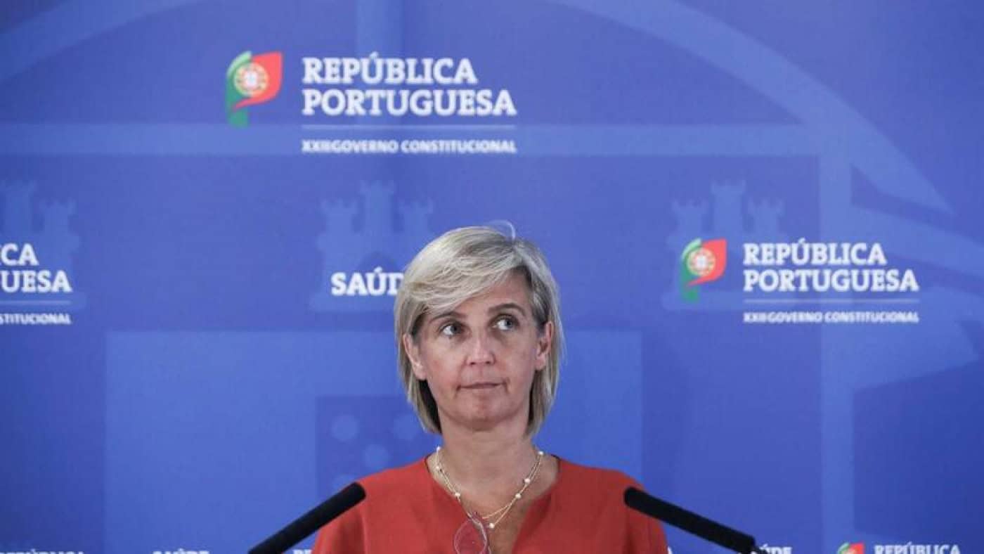 Sindicatos dos médicos rejeitam proposta mas governo avança com pagamento de 50 euros para horas extraordinárias&nbsp;